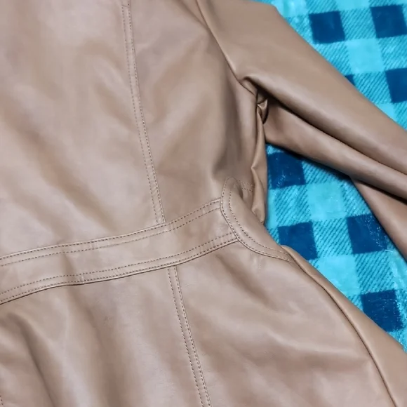 Cavalini Jacket - Picture 3 of 7